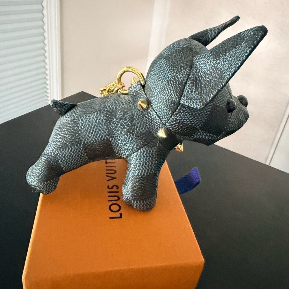 LV Brown damier Dog Charm keychain bag Louis Vuitton - Picture 4 of 10